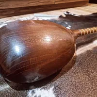 تنبور کاسه یک تکه الگو ۴۰|سازهای سنتی|اصفهان, نقش جهان|دیوار