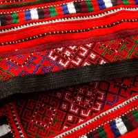زی استین.  موسوم  .  پرکاری