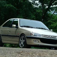 استخدام راننده با خودرو