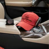 کلاه و ساعت