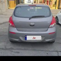 هیوندای i20