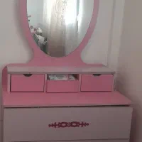 تخت ،میزتحریر،دراور