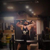 مربی بدنسازی وحرکات اصلاحی فیزیوتراپی