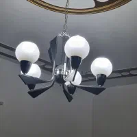 یک عدد لوستر ۵ شاخه و یک عدد آباژور