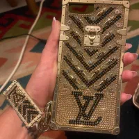 قاب گوشی ۶ تا ۱۰ حراج