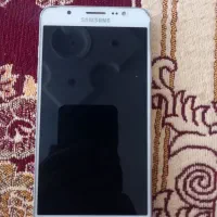 گوشی سامسونگ j 7..ال سی دی سوخته