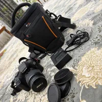 دوربین Canon 200D بسیار تمیز