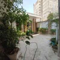 مستغلات ۱۶۰۰ متر سند اداری فلت