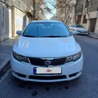 سراتو ۲۰۰۰آپشنال مشابه صفر