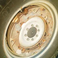 تراکتور۲۸۵ مدل۸۵