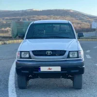 تویوتا هایلوکس