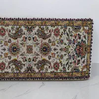 سه تخته فرش ۶ متری و ۵ تا پشتی