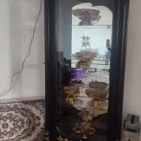 تخت و کمد و بوفه و آیینه کنسول