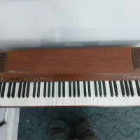 پیانو عتیقه یاماها ۵۲ سال پیش|پیانو، کیبورد، آکاردئون|سرخرود, |دیوار