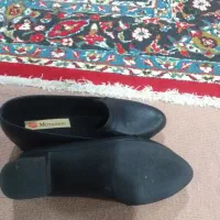 یک جفت کفش زنانه کاملا سالم سایز ۴۲