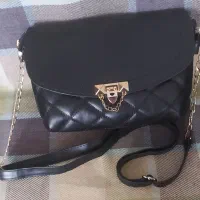 دوعدد کیف  هرکدام 450000ت.مان