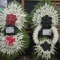 دسته تاج گل سوگواری وترحیم تسلیتی تک و عمده