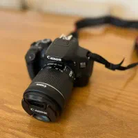 دوربین کنونeos 700