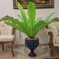 گل طبیعی همراه با گلدان