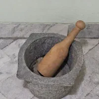 هاون سنگی قدیمی