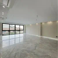 ۱۶۰ متر سه خواب/تاپ لوکیشن/زیر قیمت منطقه