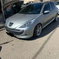 یک دستگاه 207 مدل 1404 بدون رنگ و کارکرد 3800