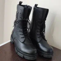 نیم بوت چرم مشکی زنانه