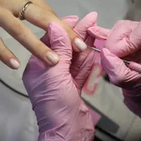 استخدام نیروی ناخن کار حرفه ای میرداماد|استخدام درمانی، زیبایی، بهداشتی|تهران, میرداماد|دیوار
