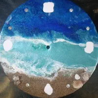 ساعت رزینی نیمه کاره