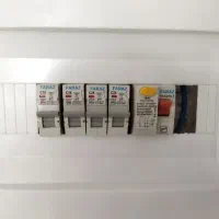 برقکار ساختمان و هرگونه خرده کاری.تعمیرات ونصب|خدمات پیشه و مهارت|گلستان (تهران), |دیوار