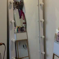 آینه قدی چراغ ‌دار