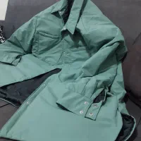 بارونی|لباس|ری, علایین|دیوار