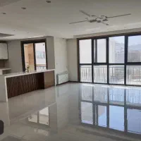 180متر-نوساز-بهترین-لوکیشن-سه-خواب