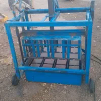 بلوک زن بلوک زنی  حق نژاد قالب ۲۰ و ۱۰|مصالح و تجهیزات ساختمان|آبدانان, |دیوار