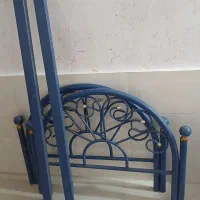 تخت خواب فلزی