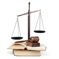 وکیل پایه یک دادگستری