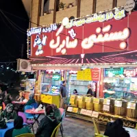 کارگر و پرسنل برای بستنی شاپرک خمام