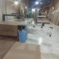 دوهمکار ساده یا نیمه حرفه ای در کارگاه خدماتی