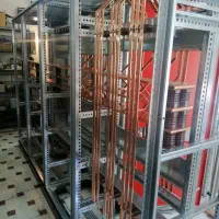 تابلو برق صنعتی سازنده تابلوهای برق برقکار صنعتی|ماشین‌آلات صنعتی|قم, هفت تیر|دیوار