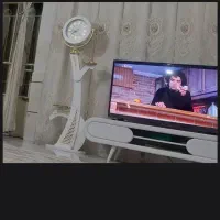 ساعت ایستاده سفید،طلایی