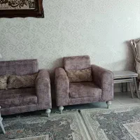 مبل راحتی شیک همراه باچهار عسلی|مبلمان خانگی و میز عسلی|میانه, |دیوار