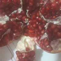 فروش جزئی و کلی انار قرمز شیرین طارم