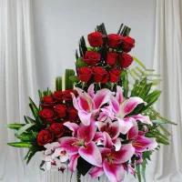 دسته گل در هر سایز|گل مصنوعی|ارومیه, |دیوار