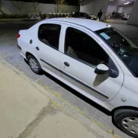 206 صندوقدار v8 مدل ۹۴