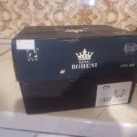 همکی نو داخل کارتون