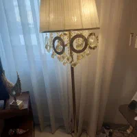 آباژور ایستاده طلایی  سنگین|چراغ خواب و آباژور|مشهد, زمانه|دیوار