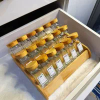 جا ادویه ۱۸ تایی درب چوبی با استند دو حالته