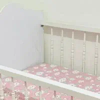 تخت خواب. وگهواره