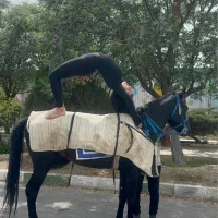 مربی ژیمناستیک باله درباشگاه و منزل