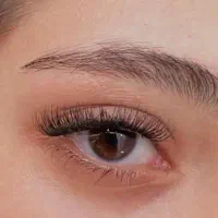کاشت مژه
